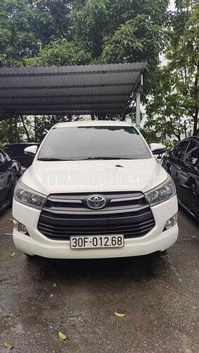 Toyota Innova 2017 2.0E - 123000 km