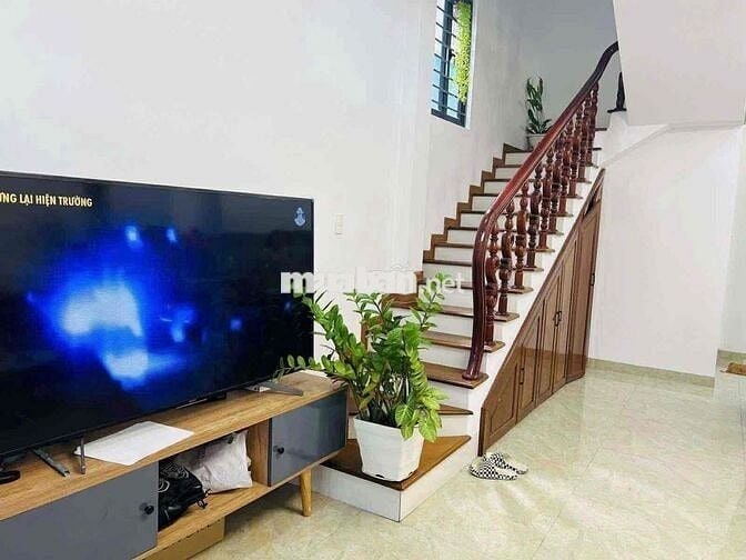 Chính chủ cần bán nhà 3 tầng mt đường 7m5 Trần Thái Tông.