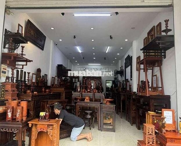 Bán nhà mặt phố Cộng Hòa, 5.9x15, 3 tầng khu VIP ngay  Lăng Cha Cả