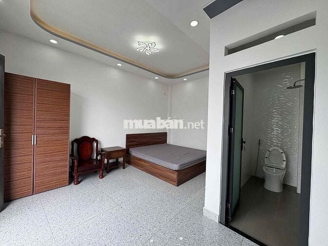 STUDIO BAN CÔNG THOÁNG MÁT NGAY THỐNG NHẤT - NGUYỄN VĂN LƯỢNG