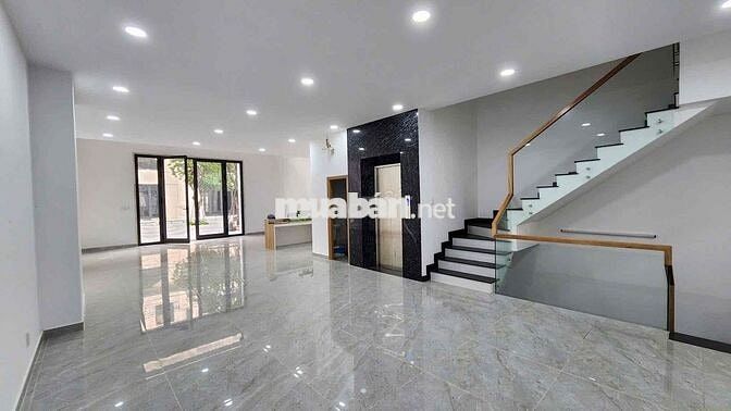 Văn phòng tầng trệt cho thuê Khu đô thị vạn phúc