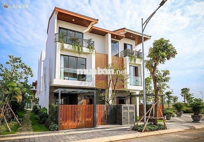 Bán nhà dự án bao gồm đất và nhà hoàn thiện tại dự án LA HOME Long An