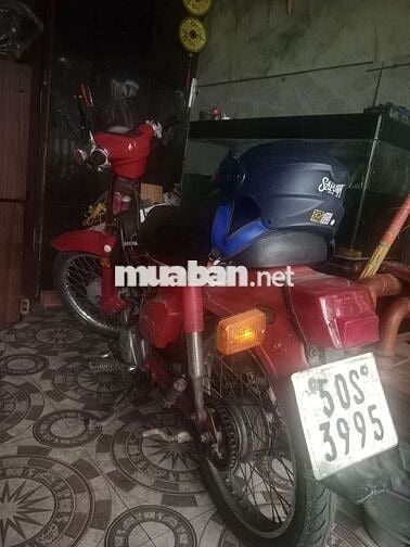 2 chiếc dd Nhật màu đỏ