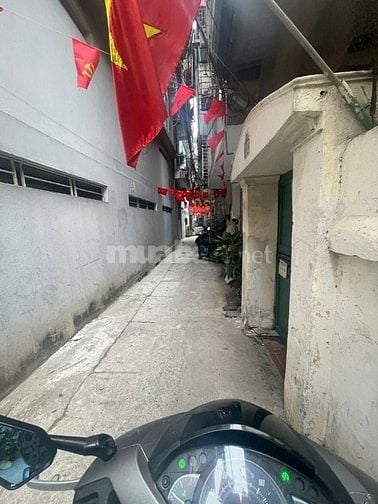 Bán nhà phố Chính Kinh MT 6.5m– ngõ rộng, gần ô tô 10m – 4 tầng ở ngay