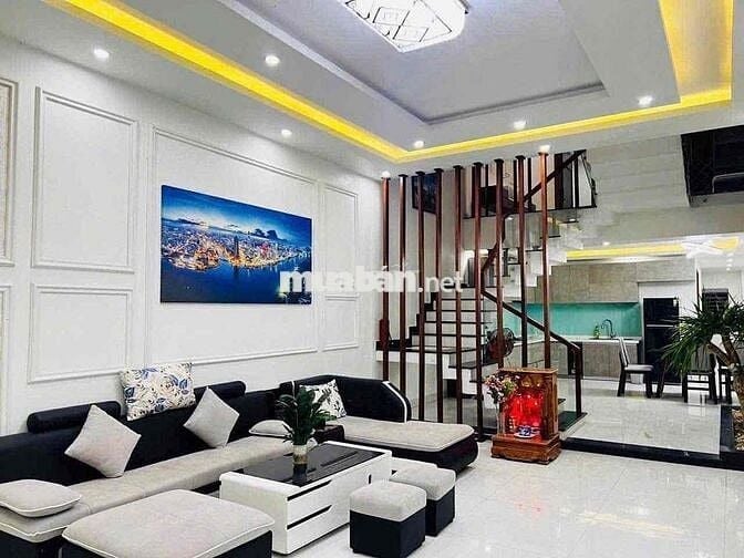 ✅ Cho thuê nhà 3 tầng MT Phan Huỳnh Điểu - Nam Hoà Xuân - 18 Triểu