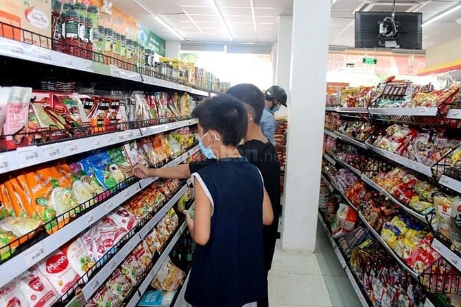 CẦN NGƯỜI PHỤ BÁN HÀNG TẠI CÁC SIÊU THỊ