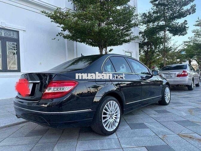 Mercedes Benz C Class 2010 C250 CGI - 100000 km
