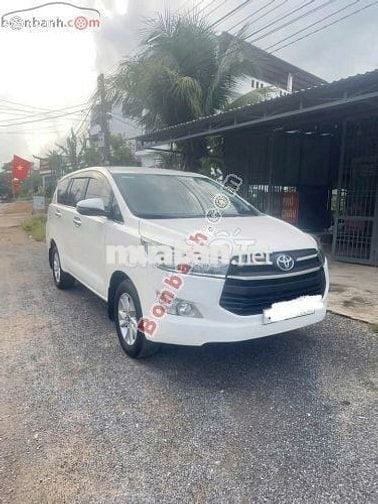 Toyota Innova 2.0E 2019