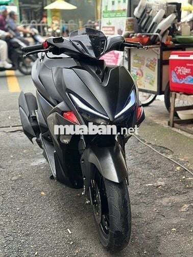 Xe máy Yamaha NVX 155cc 2017