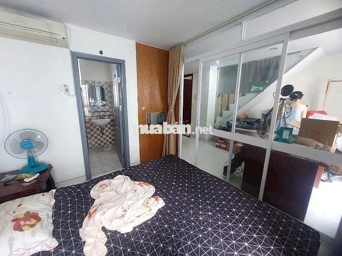 Phòng trọ 35m2, đường Lê Trực, Bình Thạnh