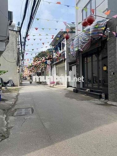 Bán nhà Văn quán 45m2 ô tô qua nhà giá nhỉnh 7 tỷ.