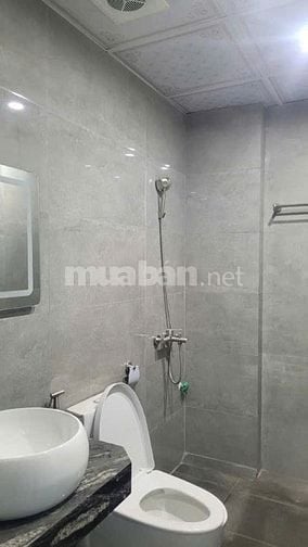 Chính chủ đang cần bán nhà 46m,5t tại phố Bà Triệu,HĐ có t/máy chỉ 10t