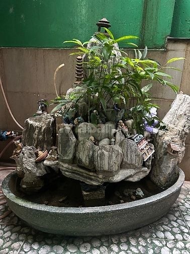 Cần bán hòn non bộ ………………………….