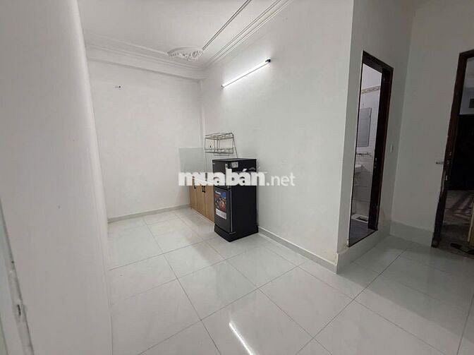 CHDV Full Nội Thất - Cửa sổ to 40m2 ngay Lê Văn Sỹ, P1, TB