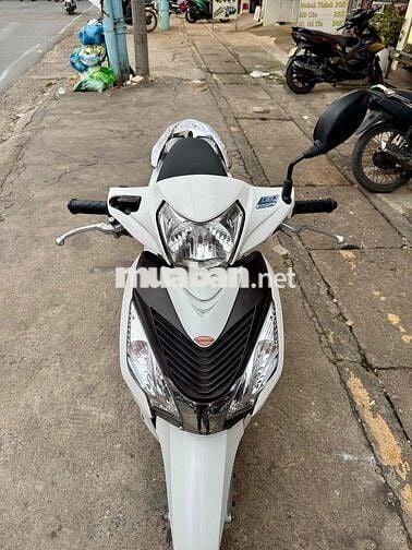 🟢🟢 Vision trắng đký 2016 xe đẹp chính chủ có góp