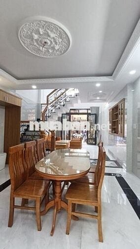 🏡 NHÀ 5 TẦNG MỚI TỈNH LỘ 10, GARA Ô TÔ, GẦN AEON MALL, NHỈNH 7 TỶ (TL)