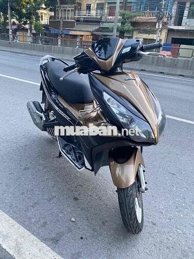 Honda airblade chính chủ zin cả xe đẹp mê ly