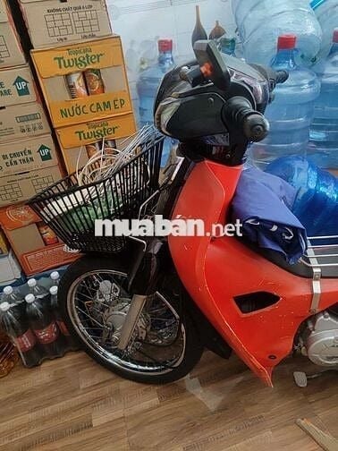 Xe máy Honda Super Dream màu đỏ