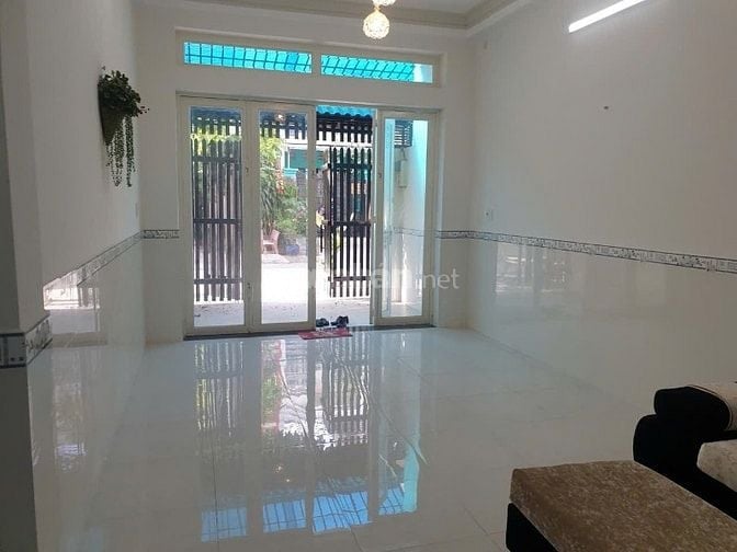 CẦN BÁN GẤP nhà mặt tiền Quận Tân Phú 