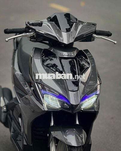 Ab 125 2018 Xám Titan Smarkey