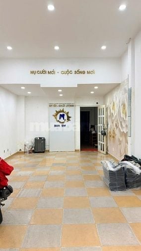 DUY NHẤT MT Ngô Thị Thu Minh NGANG 4,2m.269m2.4 tầng. Chỉ 19,5T