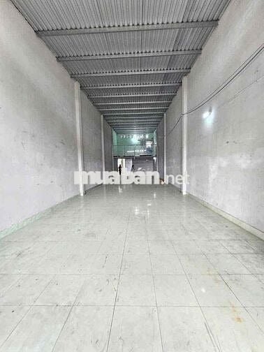 Cho thuê kho Giá 7tr/th DT: 150m² (5m × 30m) Trần cao, 3fa, xây dựng k