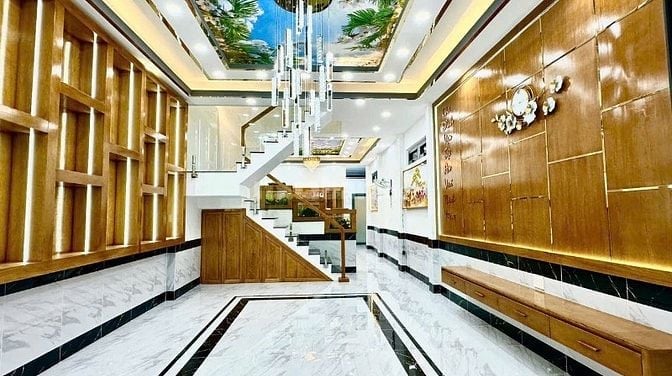 Bán nhà 2 tầng - Dt 175m2 Mặt tiền Trần Văn Mười