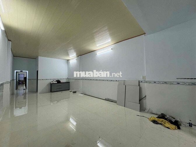 CHO THUÊ KIOT HẺM XE HƠI - RỘNG 60m2 NGAY ĐẦM SEN