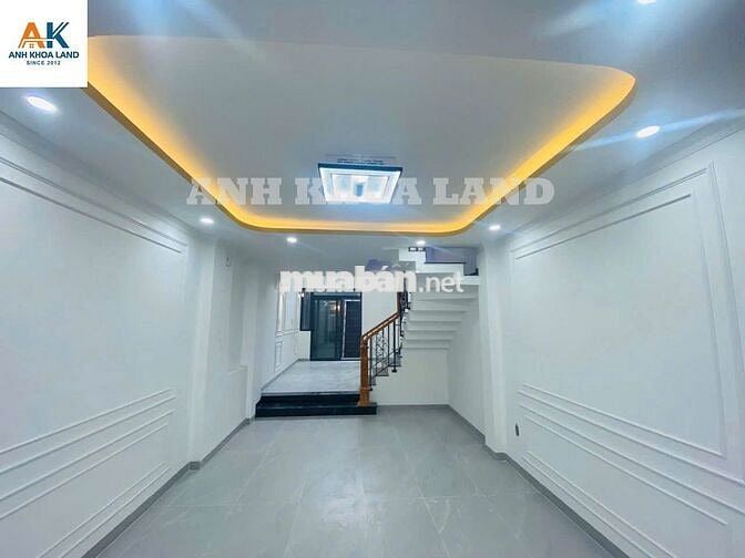 877HBC- Nhà 1 trệt , 1 lửng , 2 lầu , đầy đủ phòng bếp , phòng thờ