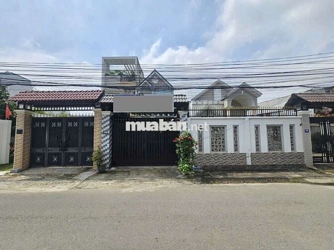 Nhà phố mặt tiền kinh doanh gần làng đại học quốc gia p.Đông Hòa Dĩ An