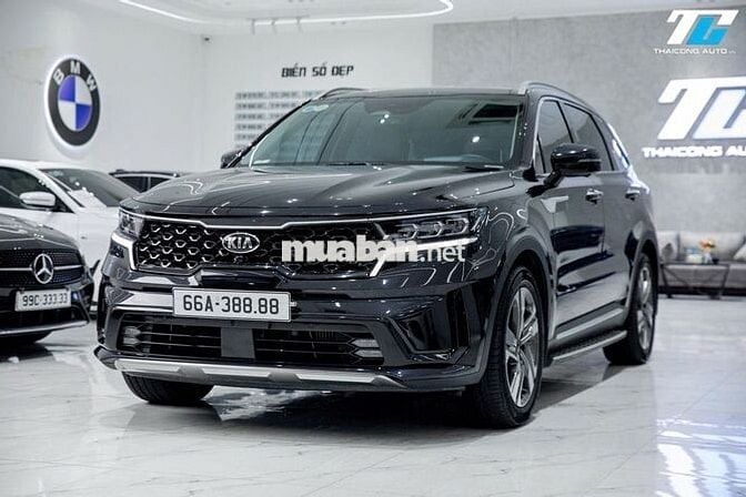 Kia Sorento 2022 Signature 2.2 AT AWD - 17000 km