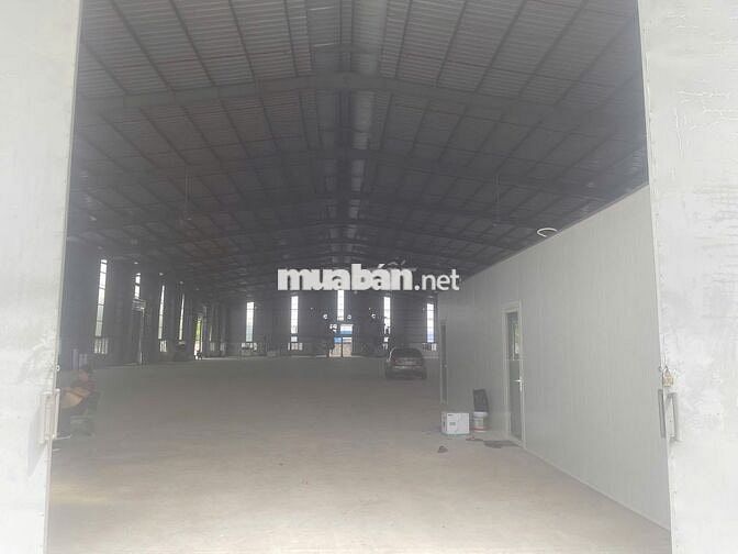 Bán kho xưởng 3.000m2 KCN Đức Hòa , Long An, mới xây đẹp , giá : 27 tỷ