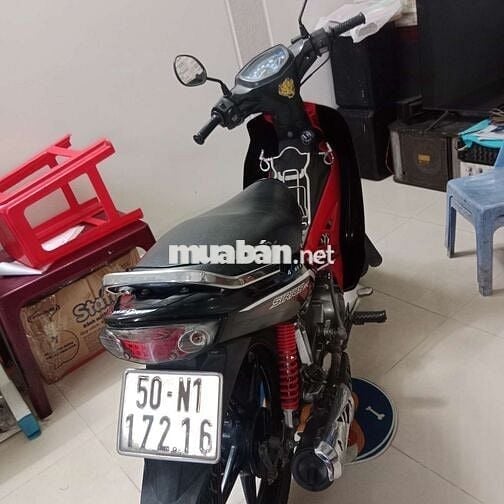 Sirutus chính chủ kí giấy