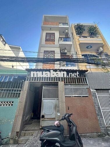 CHO THUÊ NHÀ Ở KINH DOANH 4 PHÒNG NGỦ HẺM TRUNG TÂM THÀNH PHỐ