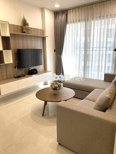 Cho thuê Saigon Royal nhà đẹp chỉ 24tr/tháng