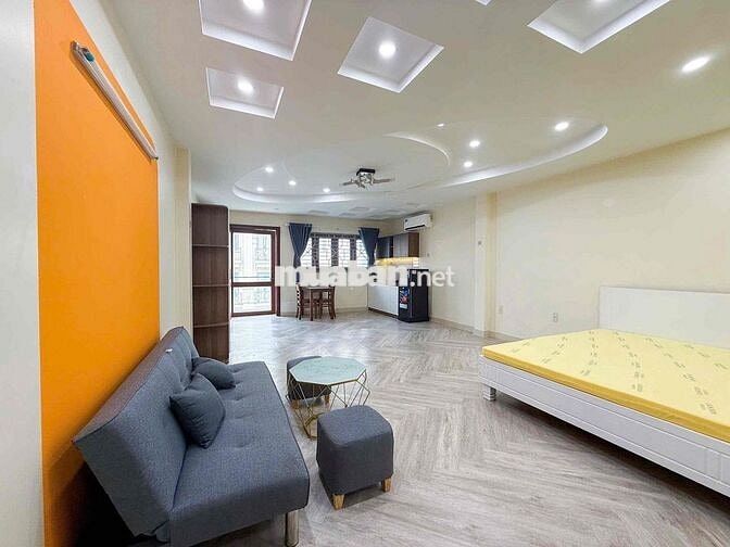 Cho thuê căn hộ siêu rộng ban công lớn gần 35m2 ngay cầu Him lam