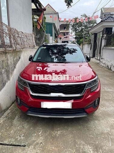 Kia Seltos 2022 Premium 1.4 AT - 50000 km(dk2023)