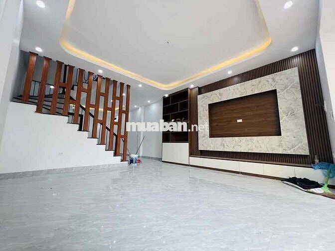 5 TẦNG THANG MÁY 8,5 tỷ, Ô TÔ ĐỖ CỬA - NHÀ MỚI KOONG Ở NGAY - 2 MẶT TH