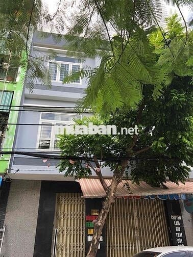 Cho thưe nhà 3tầng MT Thanh Sơn