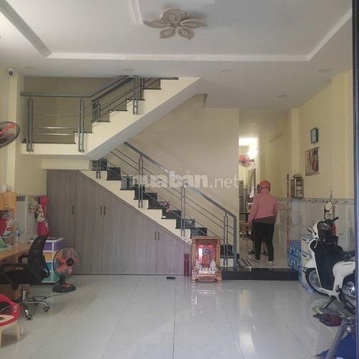 Bán nhà 5*14m lầu trệt 3pn 2wc. Tân Xuân 1 Hóc Môn 