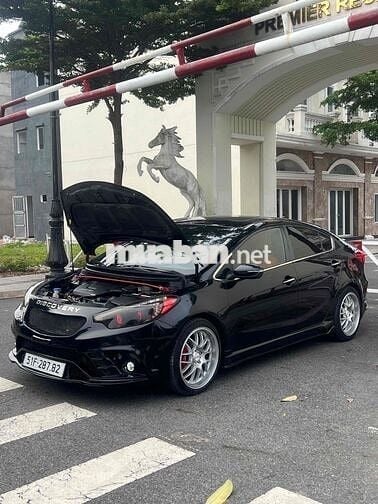 Kia K3 dklđ 2016 dọn bằng vf3 có nâng hạ gầm cả100