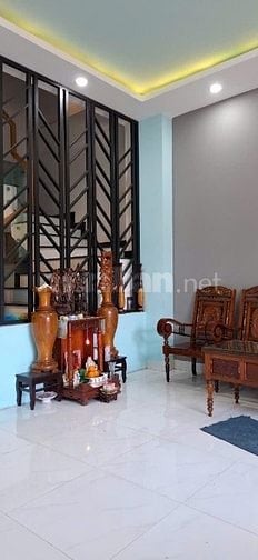 Nhà phố trệt 2 lầu hẻm 16 nguyễn tuyển.7 tỷ 8