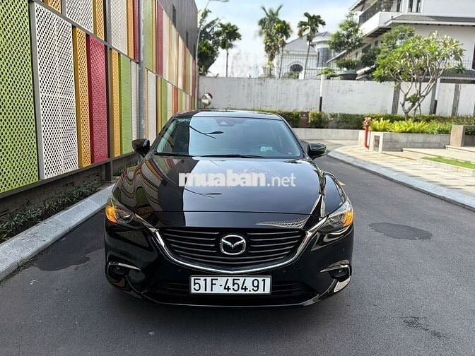 Mazda 6 2017 2.0L Premium Đen Siêu Cọp - 19000 km
