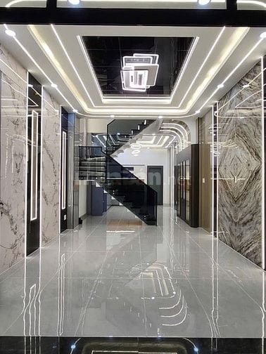 NHÀ MỚI ĐẸP 4Tầng 4PN giáp QTân Phú ngay 4Xã