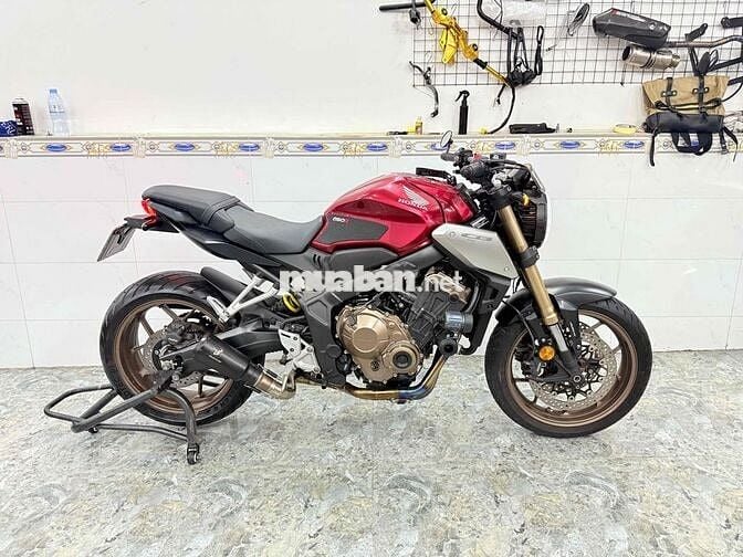 Bán HONDA CB650R ABS full đồ chơi cơ bản