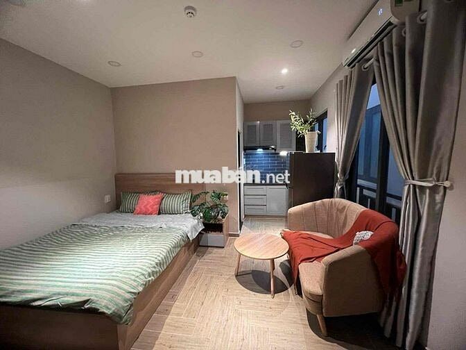 KHAI TRƯƠNG PHÒNG FULL NỘI THẤT BAN CÔNG LỚN Ở BÌNH THẠNH GIÁP Q1-Q3