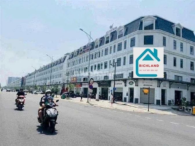 Cho thuê Tòa Nhà mặt tiền : 24-26-28 Song Hành, Phường An Phú, Q. 2