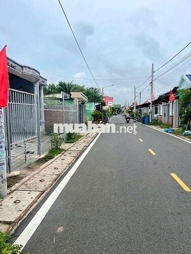 Bán nhà 10x20m gần chợ lộc an  giá 2 tỷ 650