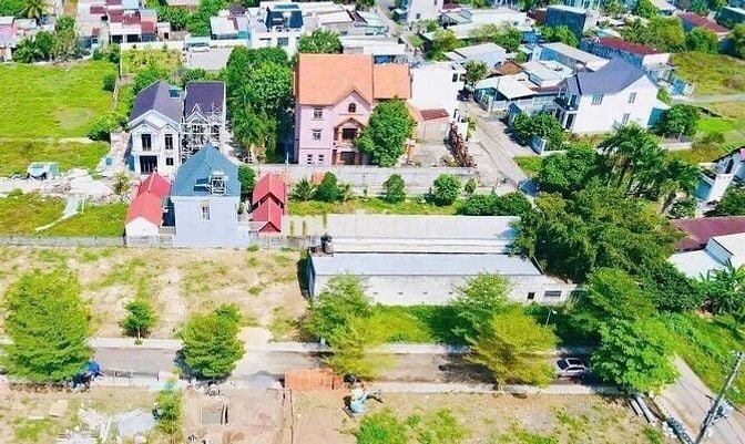 BÁN NỀN ĐẤTTHỔ CƯ - 1TY780 - XÂY TỰ DO - SỔ RIÊNG - GẦN CHỢ BÌNH CHÁNH