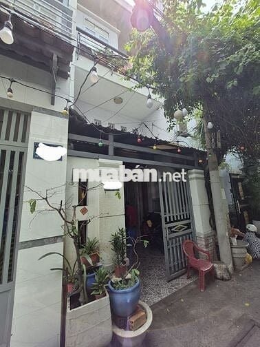 HOÀNG DIỆU Q4- HẺM 3m- 40m2 - 3 LẦU ĐÚC- CHỈ 4 TỶ NHỈNH